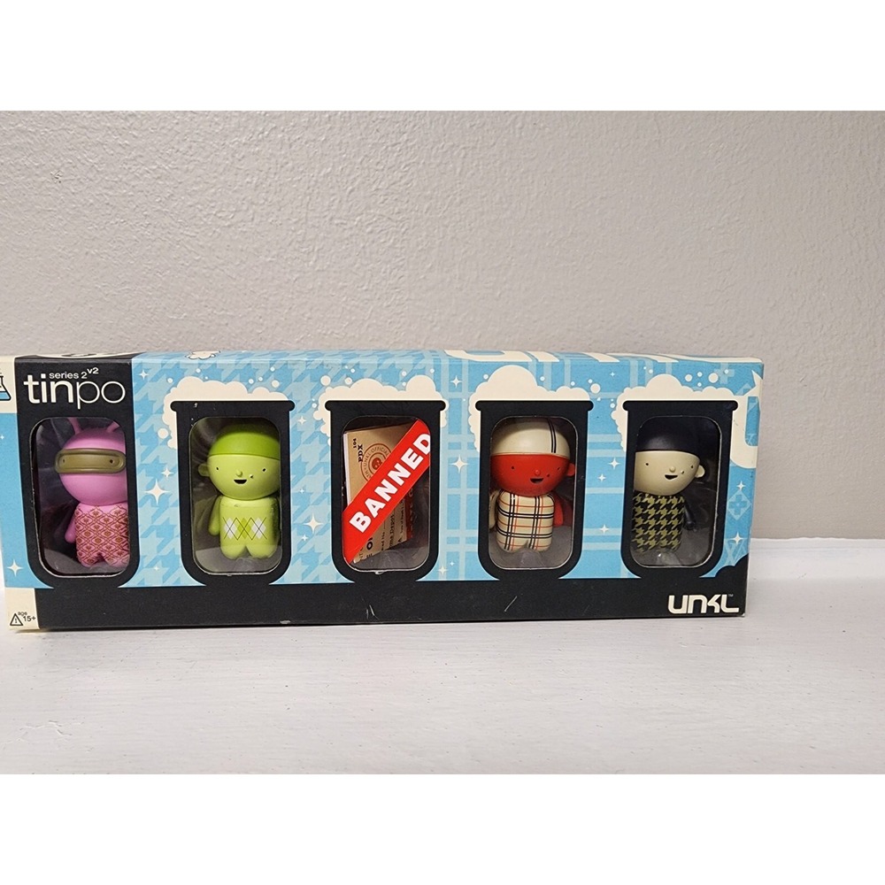 UNKL Tinpo‎ Fashion Victims Series 2 with Death Certificate Figure Set  NIP